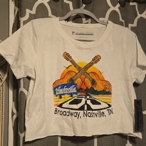 Prince Peter Collection Womens Crop Short Sleeve Shirt Nashville Broadway Tee